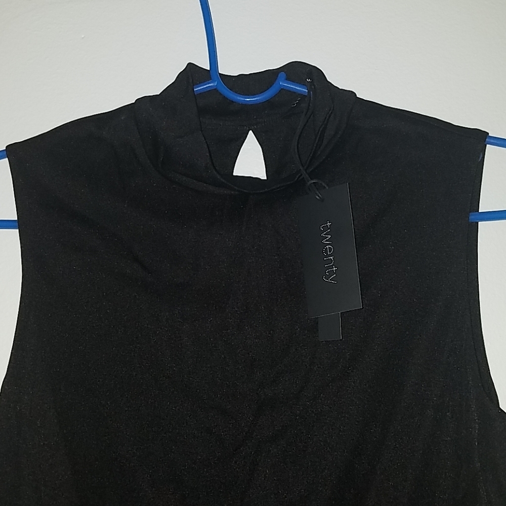 [NEW!] Little black dress by Twentytees (US S)